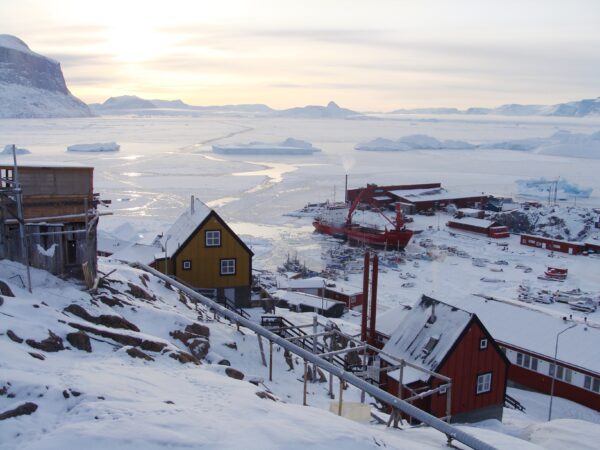 Port in Greenland - Picture by International Polar Foundation, Myriam Dielemans